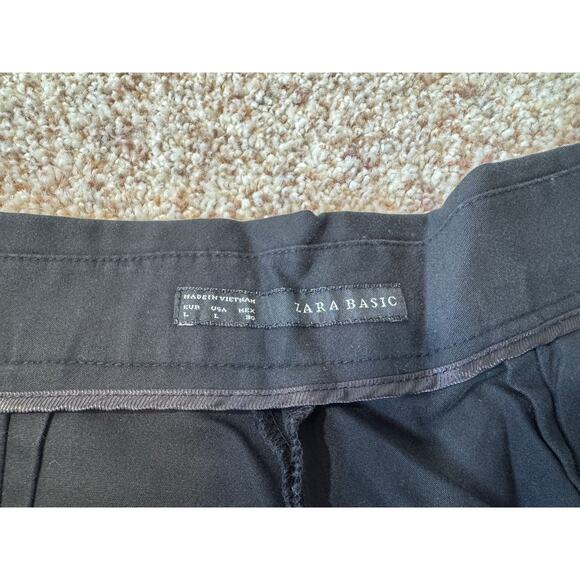 ZARA Basics Black shorts; size Large, High waist; pockets - Picture 3 of 6